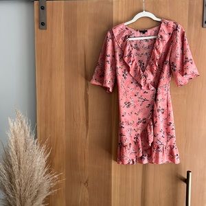 Top Shop - Pink Dress with Black Button Detail